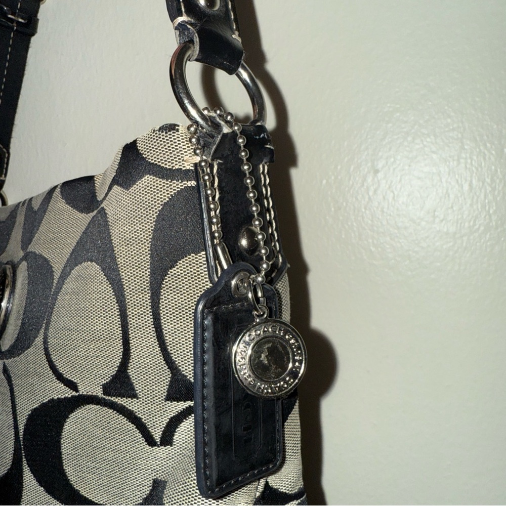 COACH CROSSBODY PURSE  Signature Stripe‎ No. A1276-F19220 - Picture 3 of 14